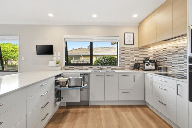 Photo of property in 23 Montego Drive, Papamoa Beach, Papamoa, 3118