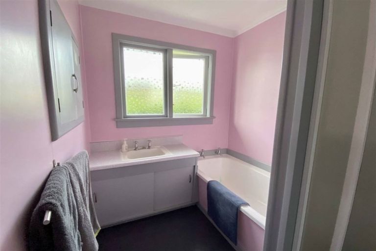 Photo of property in 128 Derwent Crescent, Glengarry, Invercargill, 9810