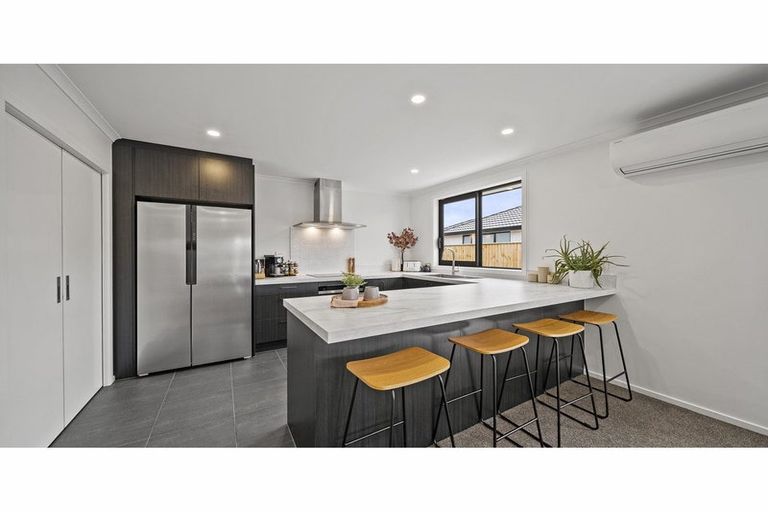 Photo of property in 42 Blue Jacket Drive, Halswell, Christchurch, 8025