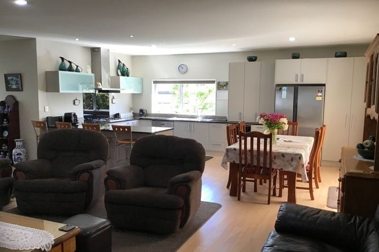 Photo of property in 18 Lithgow Drive, Otamatea, Whanganui, 4500