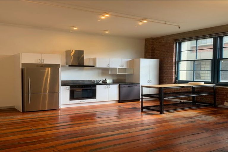 Photo of property in Hannahs Warehouse, 20/13 Leeds Street, Te Aro, Wellington, 6011