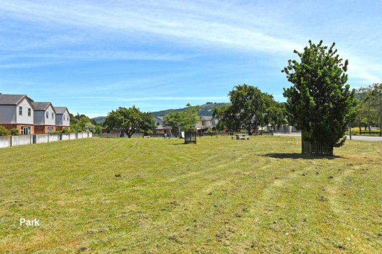Photo of property in 64 Evergreen Crescent, Trentham, Upper Hutt, 5018