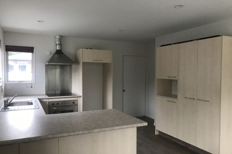 Photo of property in 296b Keyes Road, New Brighton, Christchurch, 8083