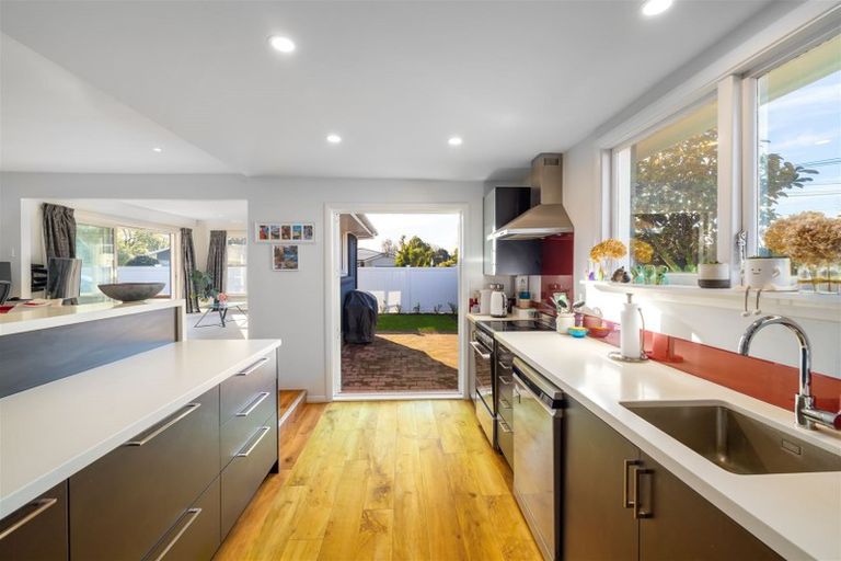 Photo of property in 66 Ranfurly Street, St Albans, Christchurch, 8014