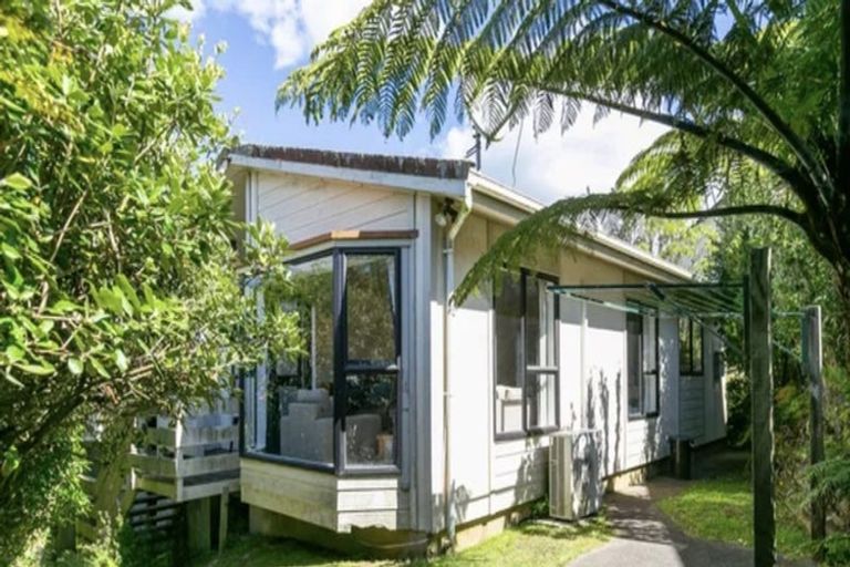 Photo of property in 13/37 Bracken Road, Paparangi, Wellington, 6037