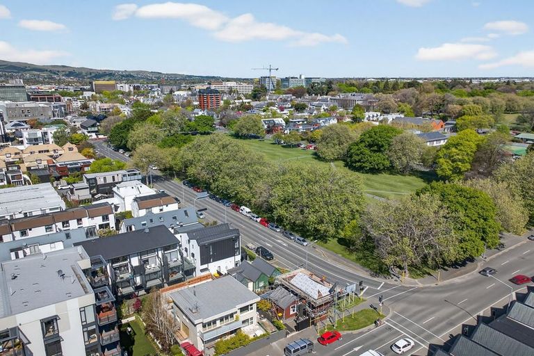 Photo of property in 2/34 Cranmer Square, Christchurch Central, Christchurch, 8013