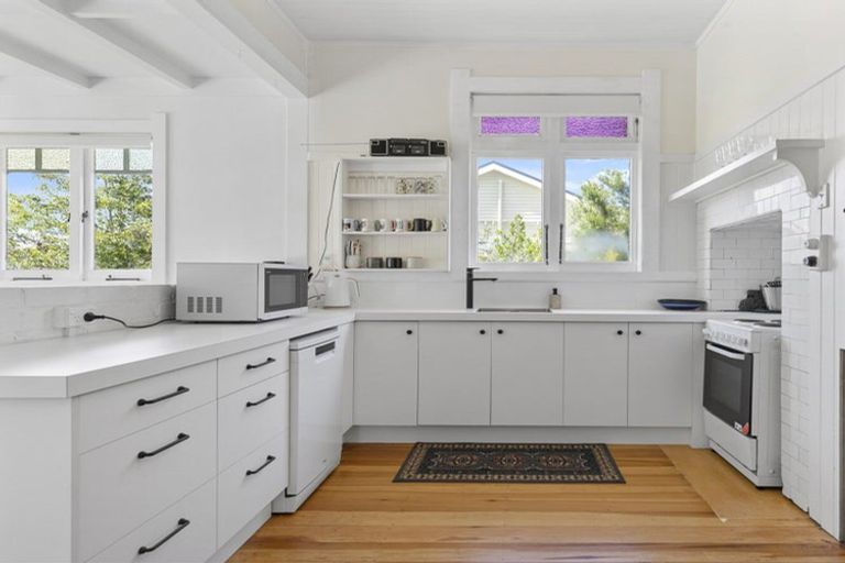 Photo of property in 14 Farmer Street, Te Aroha, 3320