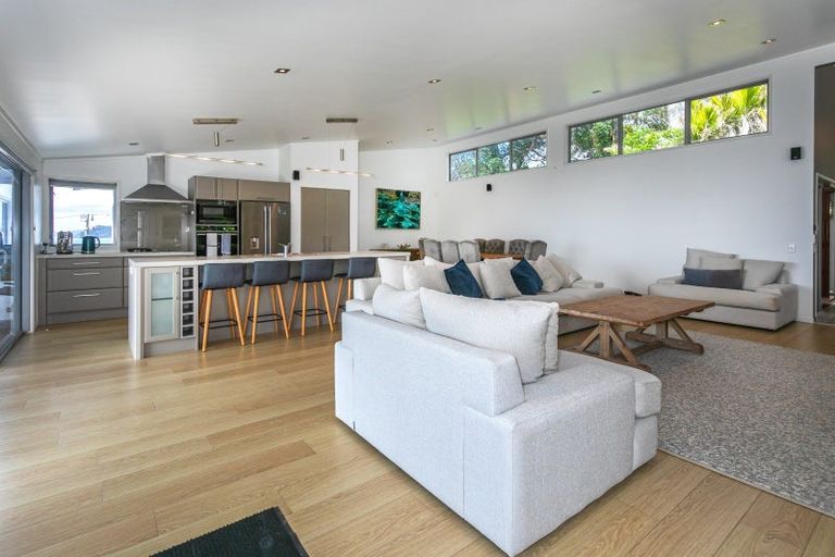 Photo of property in 402 Tuateawa Road, Tuateawa, Coromandel, 3583