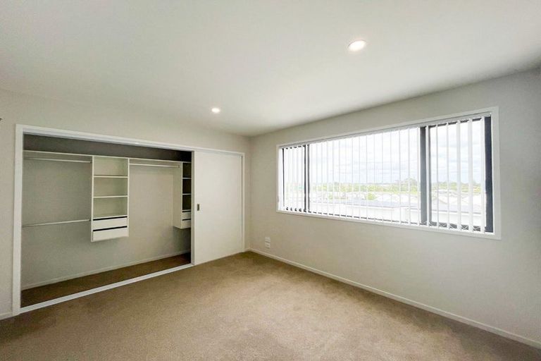 Photo of property in 49 Tima Lane, Mangere Bridge, Auckland, 2022