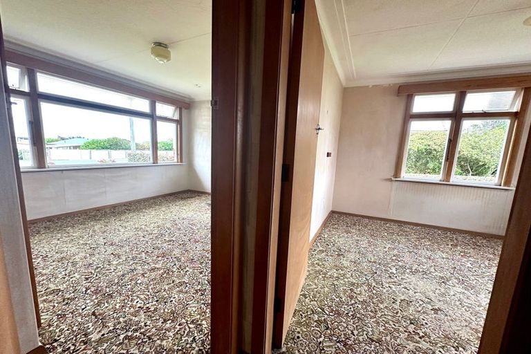 Photo of property in 1 Anderson Street, Stirling, 9231