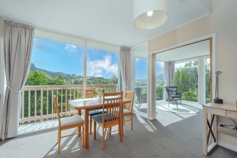 Photo of property in 1a Woodstock Terrace, Tawa, Wellington, 5028