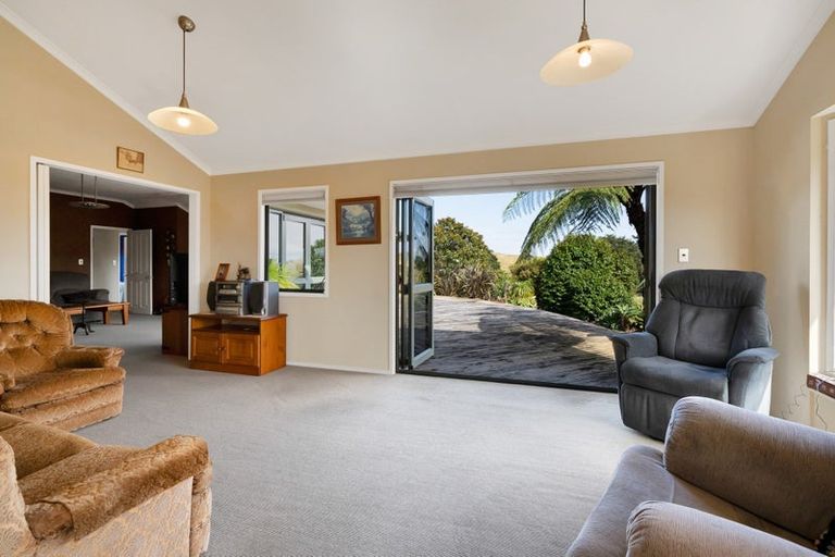 Photo of property in 842 Frankley Road, Hurworth, New Plymouth, 4371