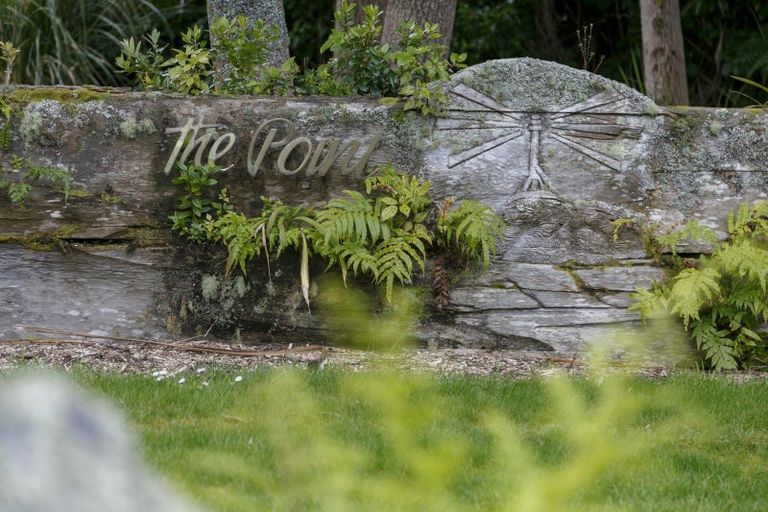 Photo of property in 47 Whakamoenga Point, Acacia Bay, Taupo, 3385