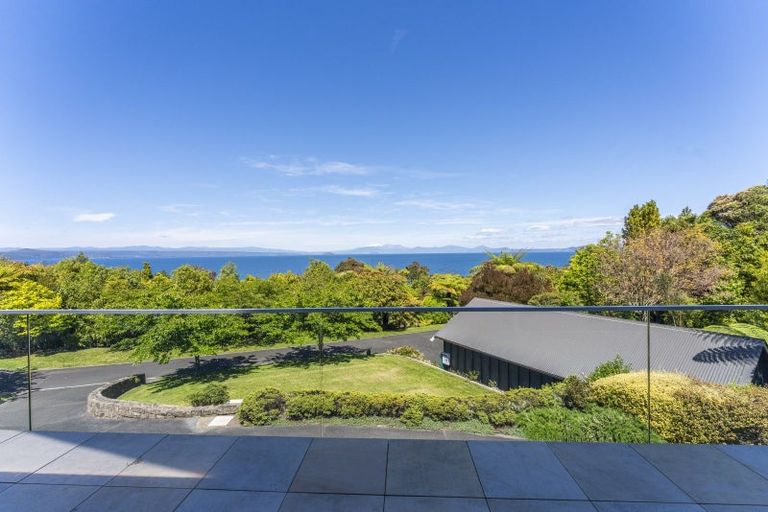 Photo of property in 49 Whakamoenga Point, Acacia Bay, Taupo, 3385