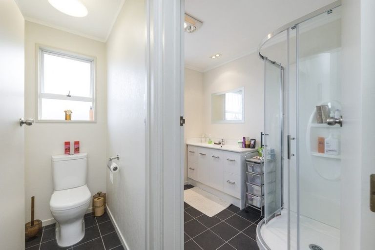 Photo of property in 53 Carter Crescent, Awapuni, Palmerston North, 4412