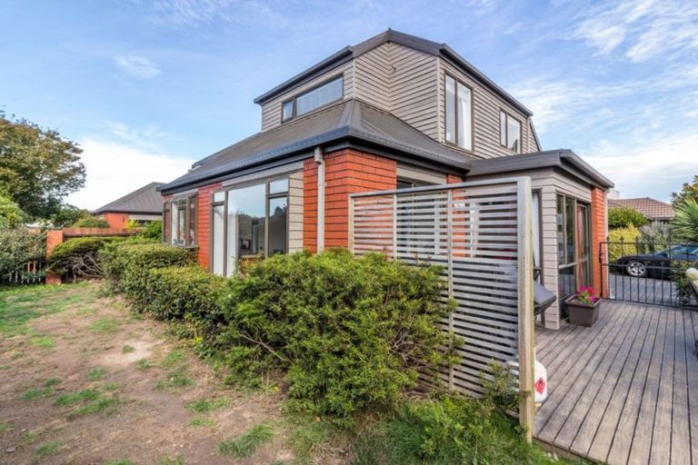 Photo of property in 28 Melville Street, Bishopdale, Christchurch, 8053