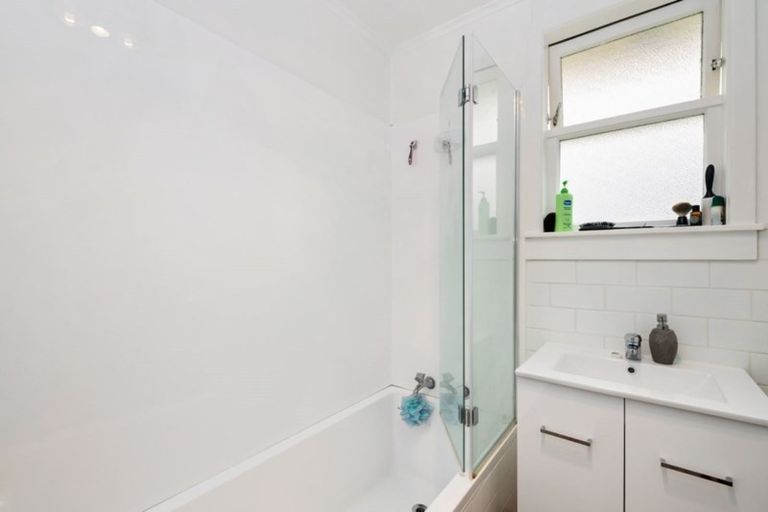 Photo of property in 42 Puriri Crescent, Hillcrest, Rotorua, 3015