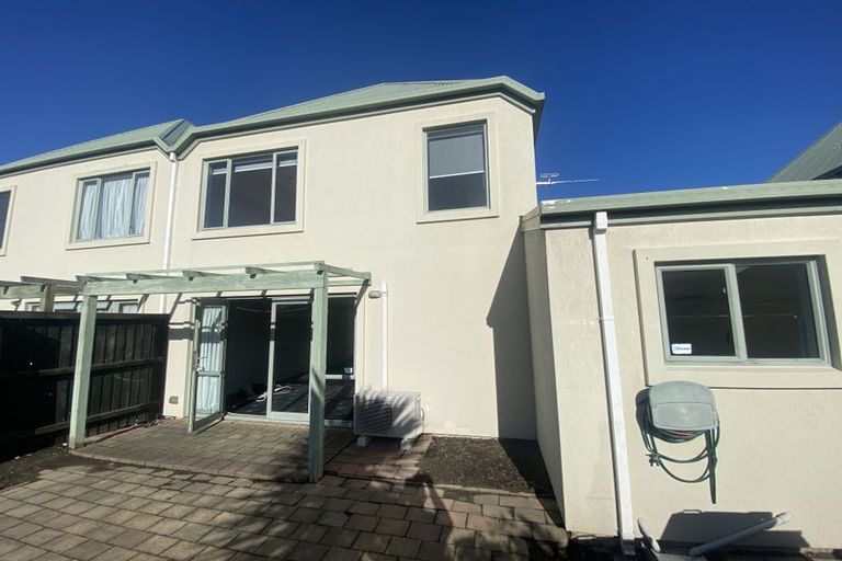 Photo of property in 3/61 Champion Street, Edgeware, Christchurch, 8013