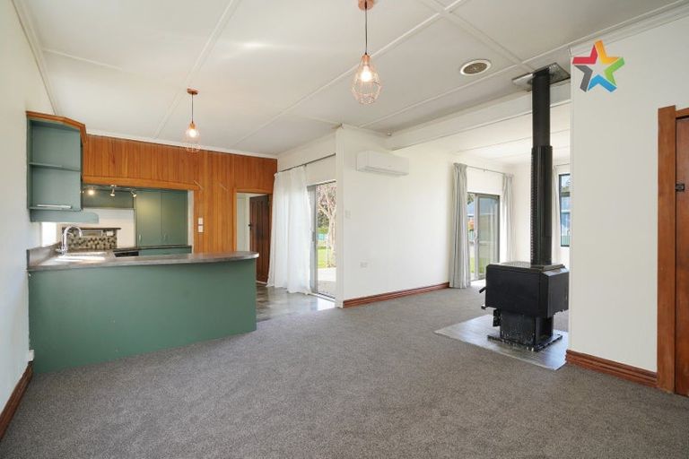 Photo of property in 6 Half Mile Road, Tuatapere, 9620