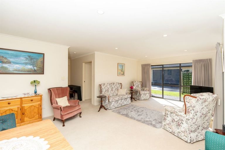 Photo of property in Bramley Gardens, 29/3 Turnbury Court, Rototuna, Hamilton, 3210