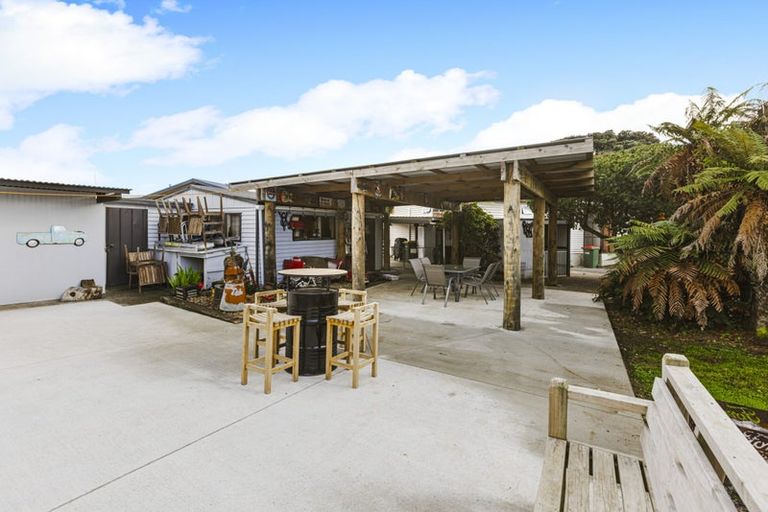 Photo of property in 10 Tatariki Street, Rosehill, Papakura, 2113