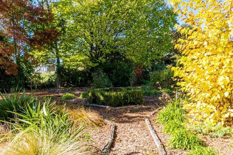 Photo of property in 68 Iverach Road, Temuka, 7985