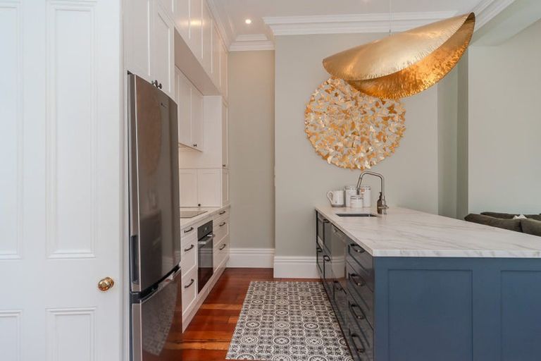 Photo of property in 100 Rintoul Street, Newtown, Wellington, 6021