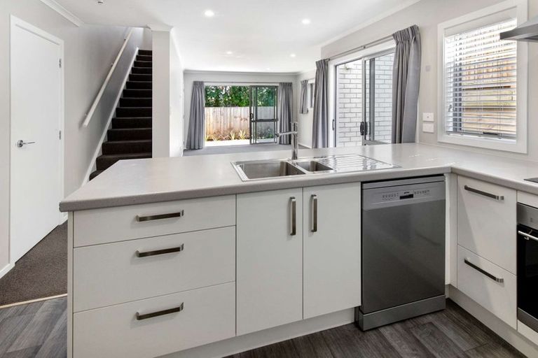 Photo of property in 4/120 Mahoe Street, Melville, Hamilton, 3206