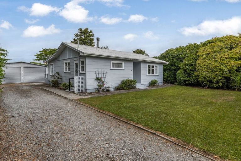 Photo of property in 69 Bartholomew Road, Levin, 5510