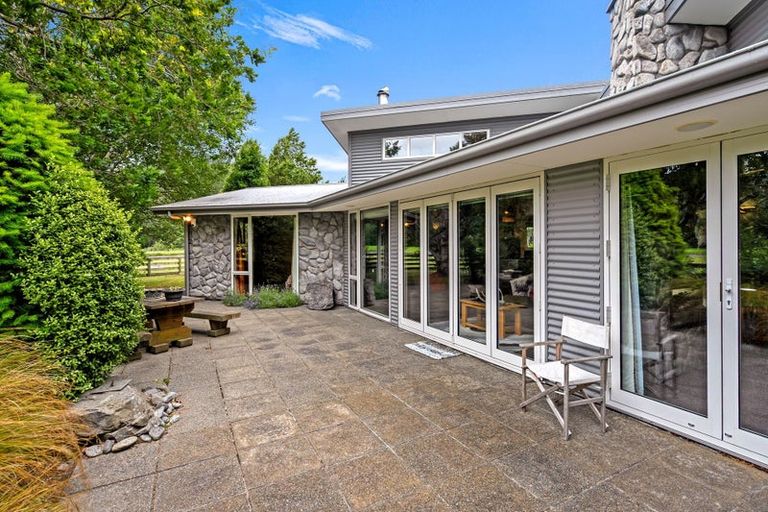 Photo of property in 1 Hart Place, Lake Coleridge, 7572