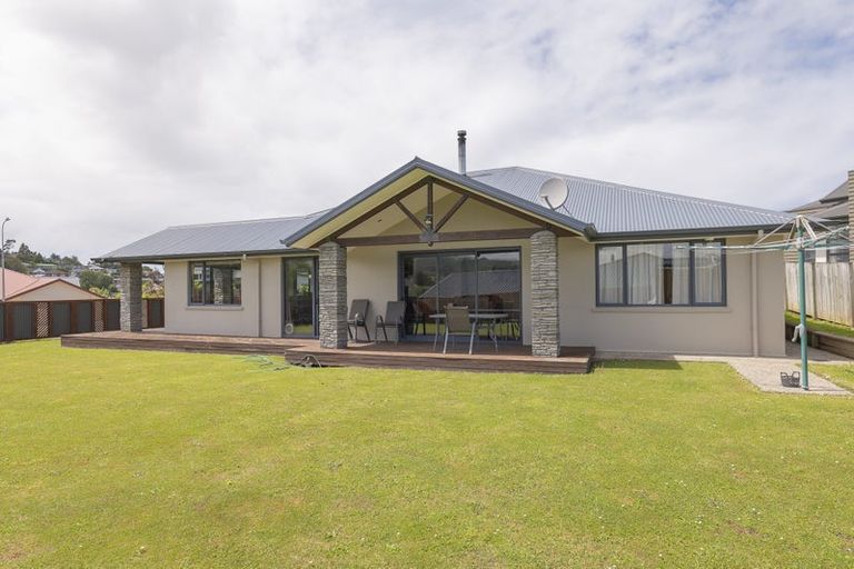 Photo of property in 6 Grandvista Drive, Green Island, Dunedin, 9018