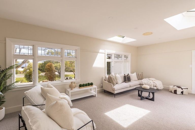 Photo of property in 173 Fifield Terrace, Opawa, Christchurch, 8023