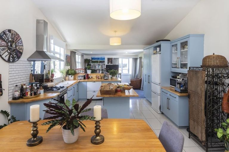 Photo of property in 74 Ranfurly Street, St Albans, Christchurch, 8014