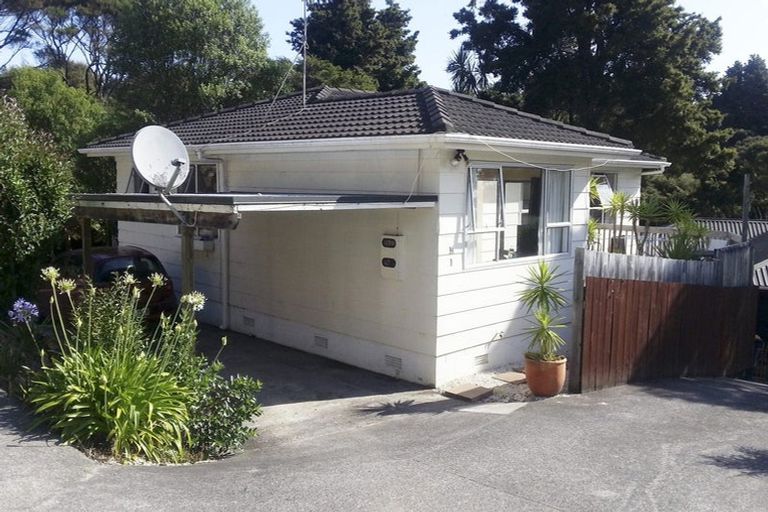Photo of property in 1/14 Vonnell Place, Birkdale, Auckland, 0626