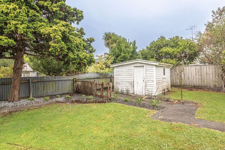 Photo of property in 18 Madras Street, Aramoho, Whanganui, 4500