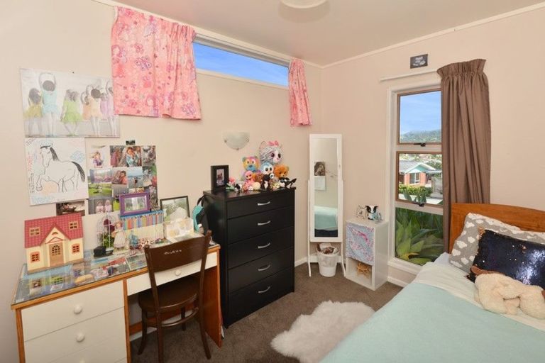 Photo of property in 15 Mountain Road, Morningside, Whangarei, 0110