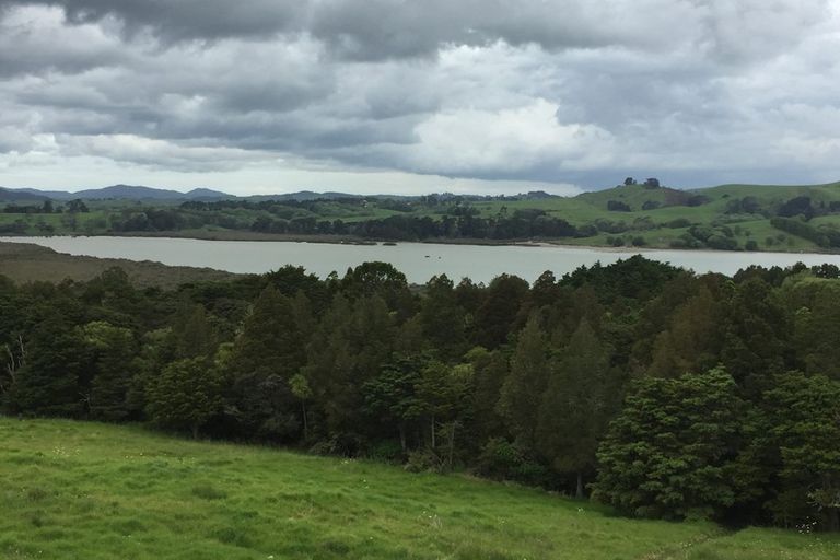 Photo of property in 237 Pahi Road, Pahi, Paparoa, 0571