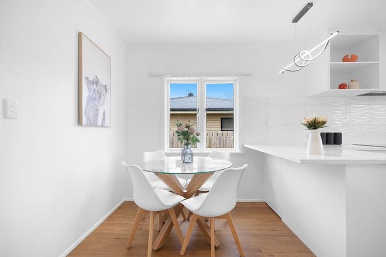 Photo of property in 33 Rollerson Street, Papakura, 2110