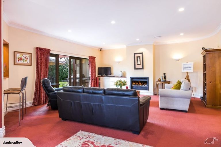 Photo of property in 3 Haines Grove, Rainbow Point, Taupo, 3330