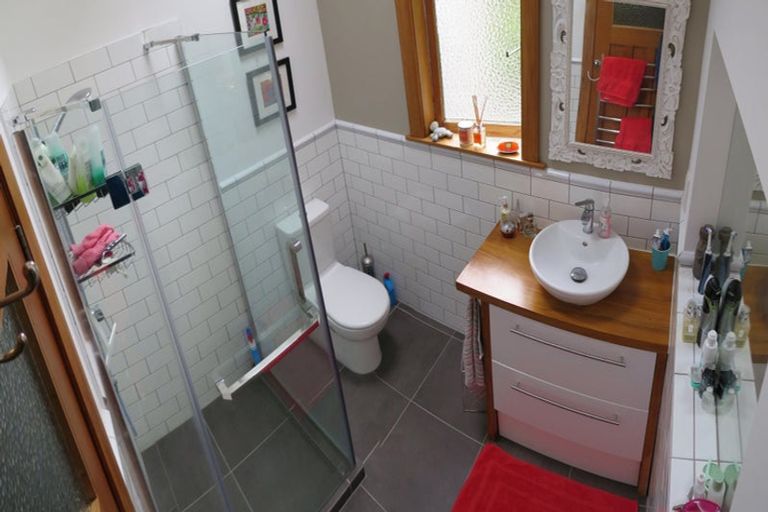 Photo of property in 12 Dee Street, Island Bay, Wellington, 6023