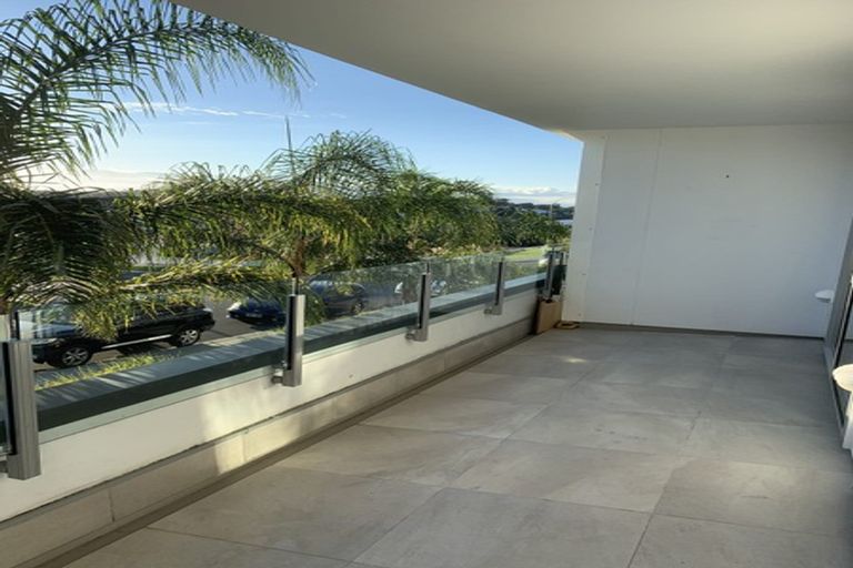 Photo of property in 111/17 Link Crescent, Stanmore Bay, Whangaparaoa, 0932