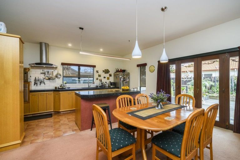 Photo of property in 1 Strachan Way, Highbury, Palmerston North, 4412