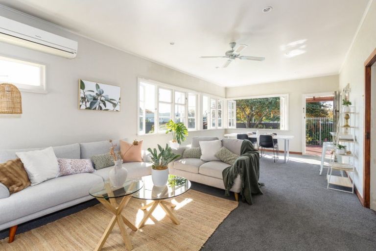 Photo of property in 82 Latham Street, Marewa, Napier, 4110