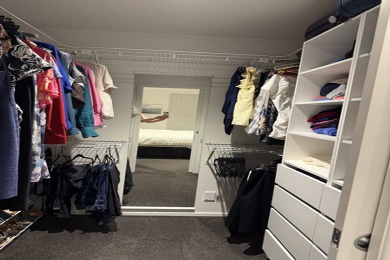 Photo of property in 8b Frandi Street, Thorndon, Wellington, 6011