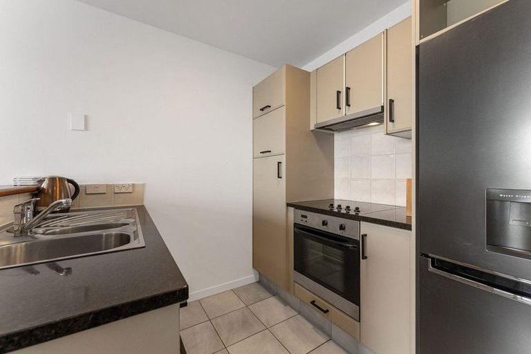 Photo of property in 36 Victoria Road, Mount Maunganui, 3116