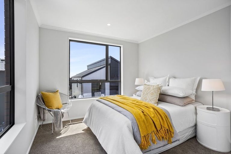 Photo of property in 18 Clark Road, Hobsonville, Auckland, 0616