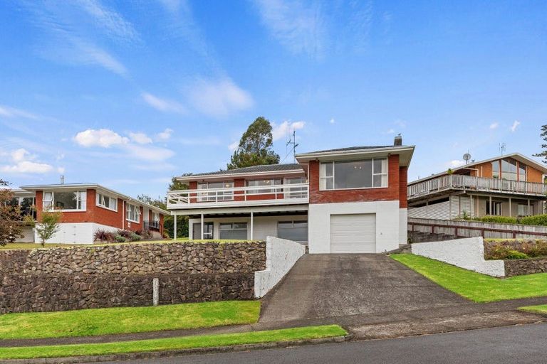Photo of property in 70 Maungawhare Place, Otumoetai, Tauranga, 3110