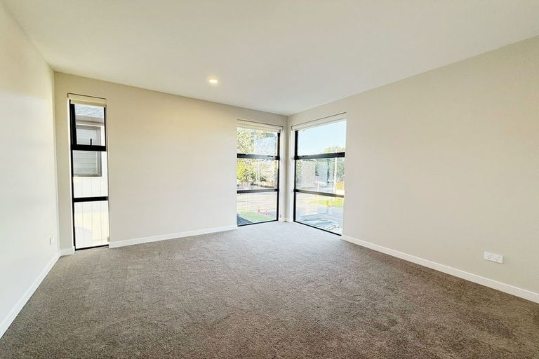 Photo of property in 30b Selwyn Road, Cockle Bay, Auckland, 2014