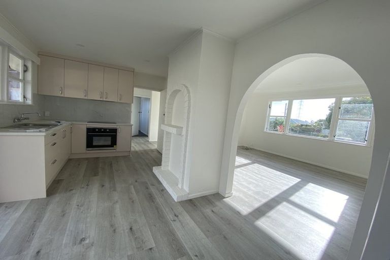 Photo of property in 98 Fisher Crescent, Otara, Auckland, 2023