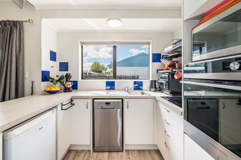 Photo of property in 10a Pukeko Street, Paraparaumu, 5032